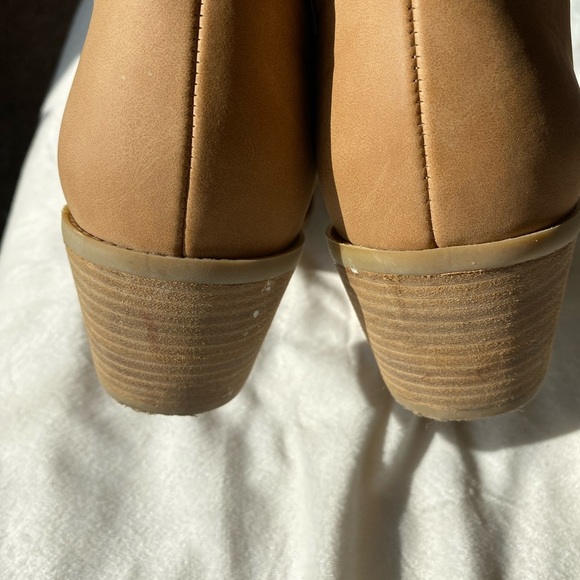 Women's Tan Ankle Boots - Picture 9 of 12